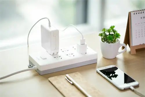 我国法律坚持走什么道路